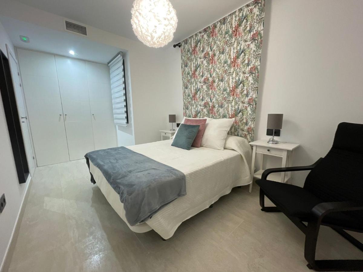 Lhome Cádiz Exteriör bild
