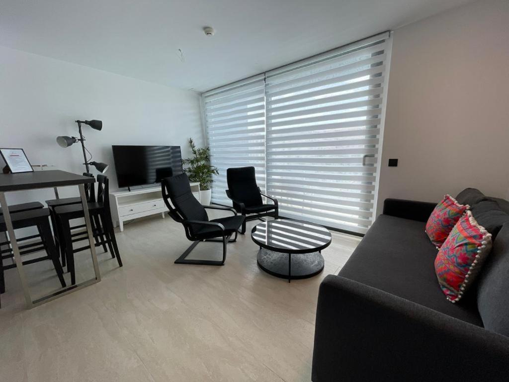Lhome Cádiz Exteriör bild